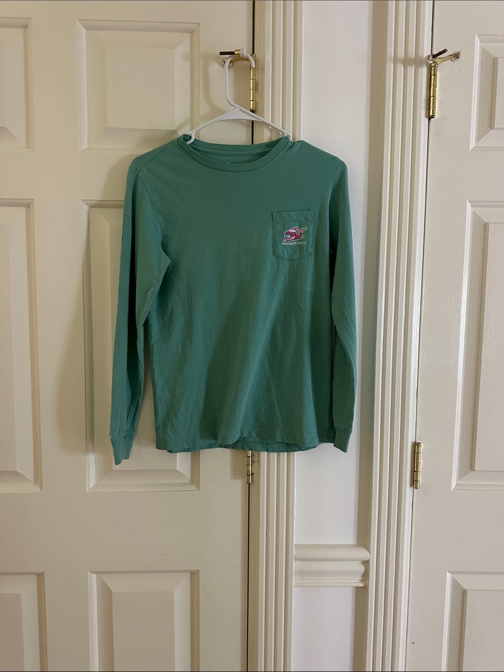 Vineyard Vines Kids Long Sleeve Pocket Tee in Seafoam Green